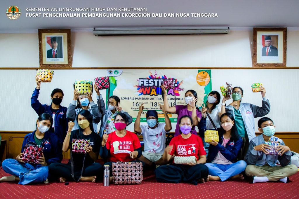 Festival Warna – Green Leadership Indonesia (Hari Kedua)